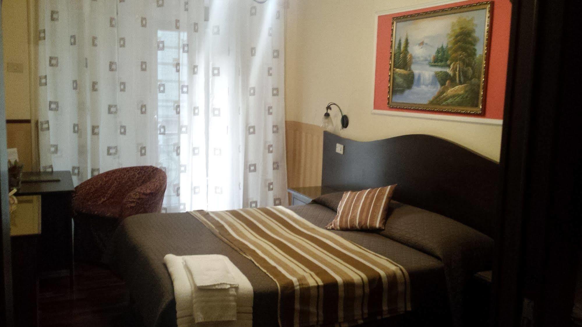 Bed & Breakfast Napoli Centrale Exterior foto